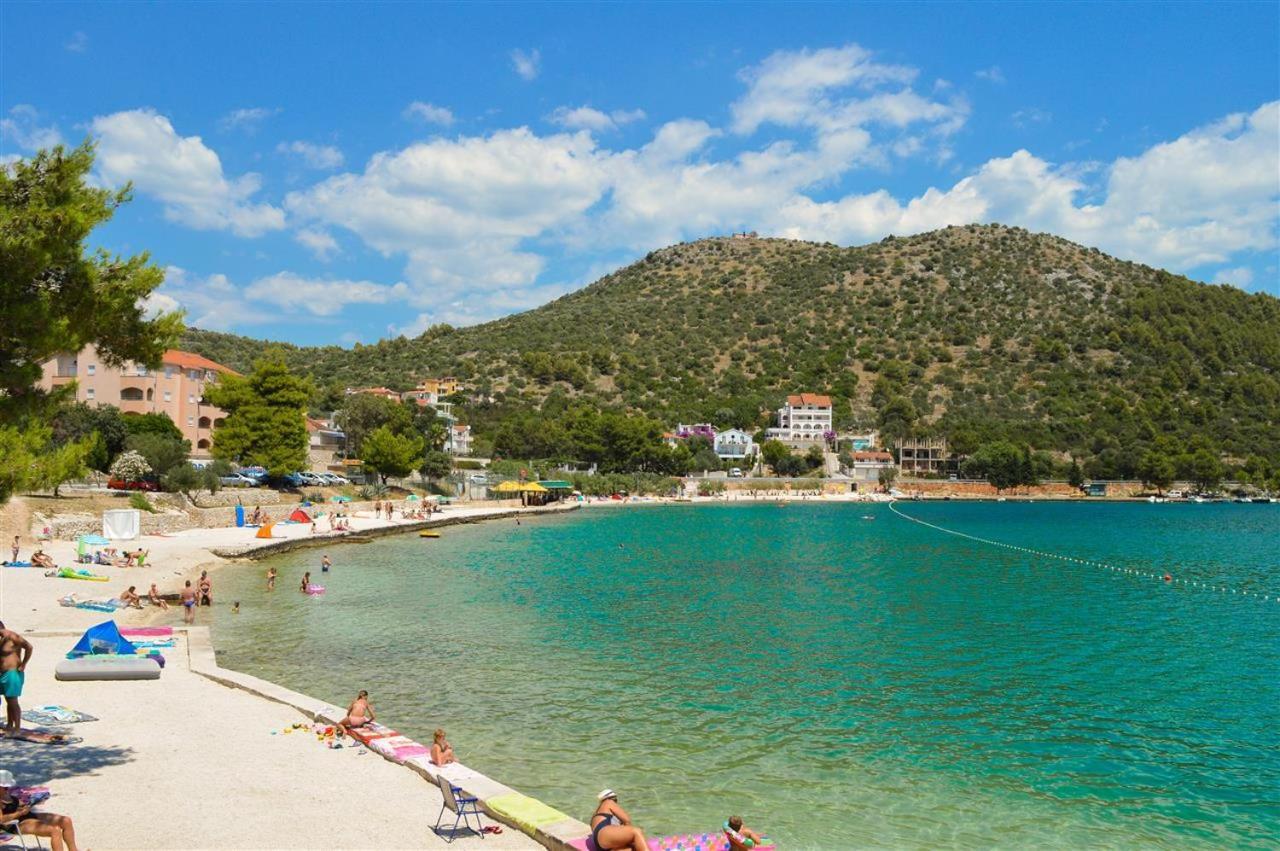 Villa Oleander Marina Esterno foto