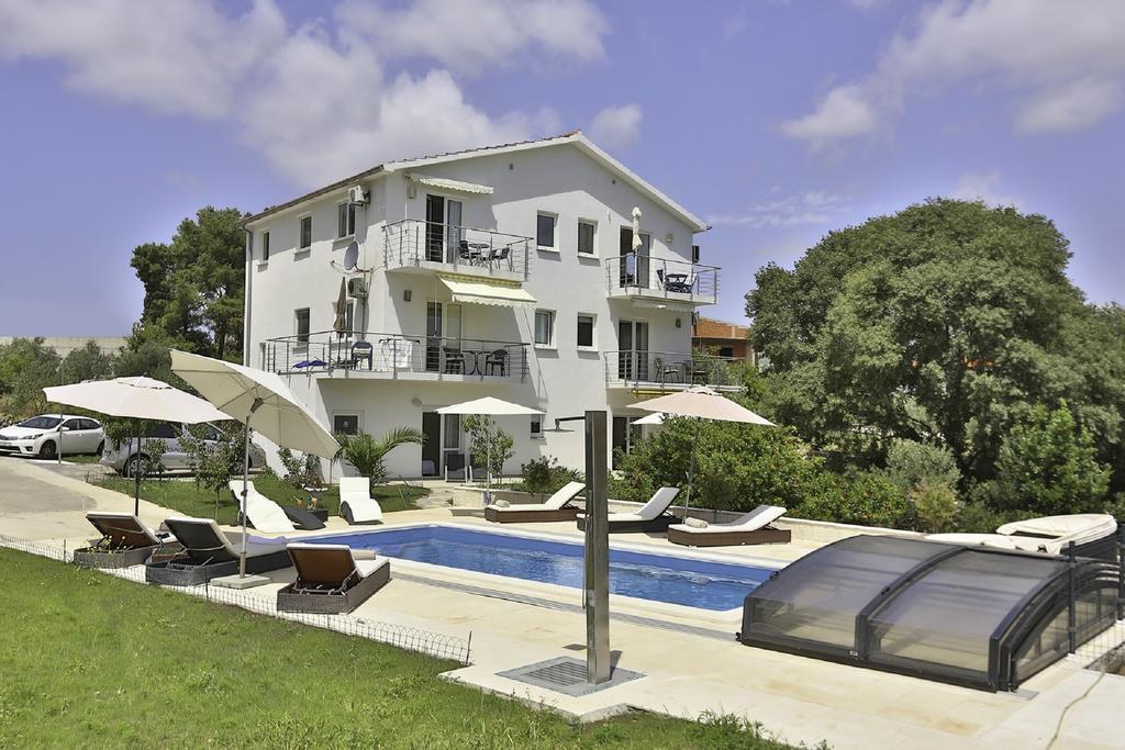 Villa Oleander Marina Esterno foto